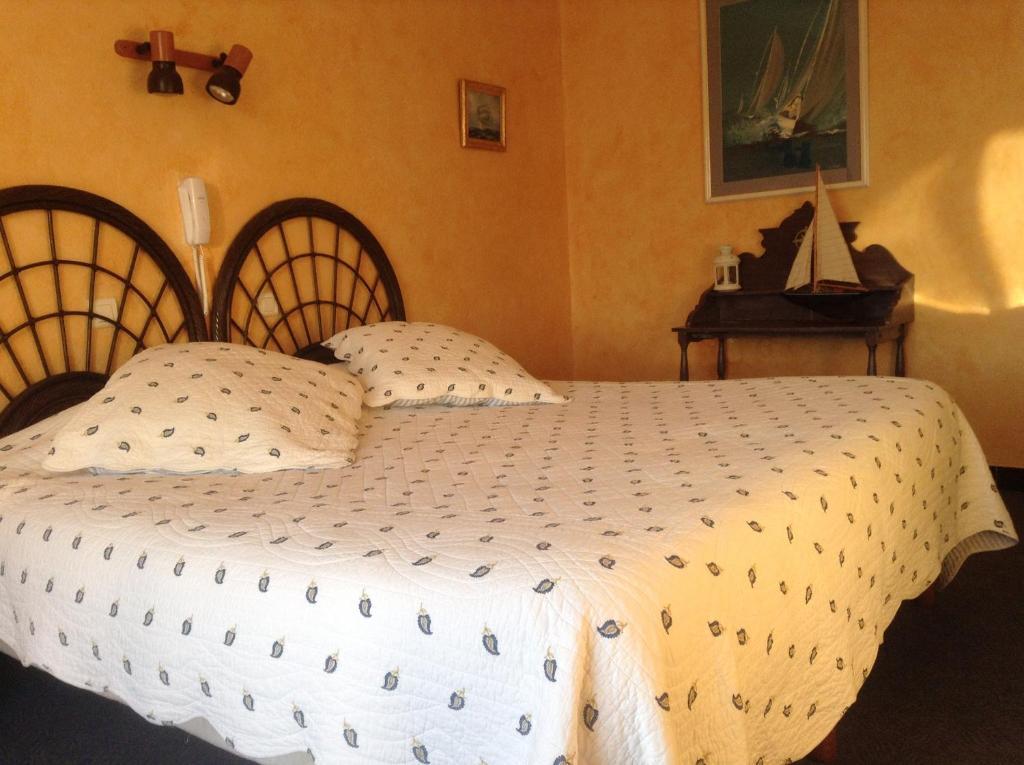 Hotel La Caravelle Fréjus Eksteriør billede