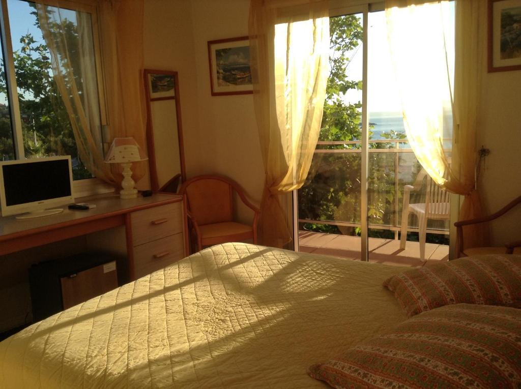 Hotel La Caravelle Fréjus Eksteriør billede
