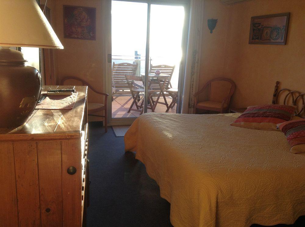 Hotel La Caravelle Fréjus Eksteriør billede