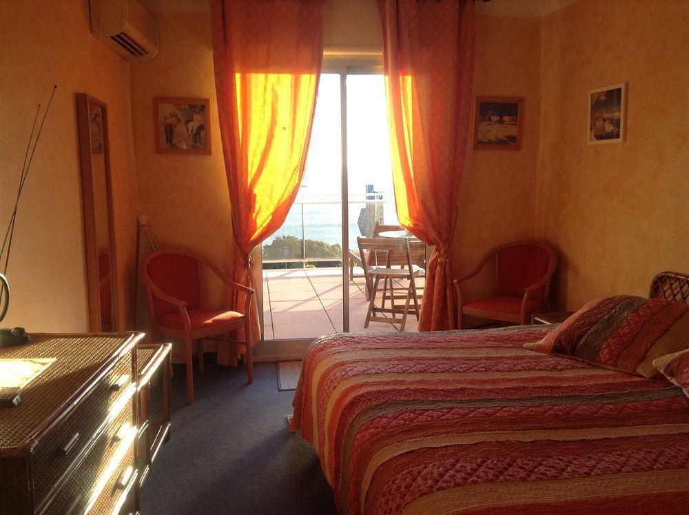Hotel La Caravelle Fréjus Eksteriør billede
