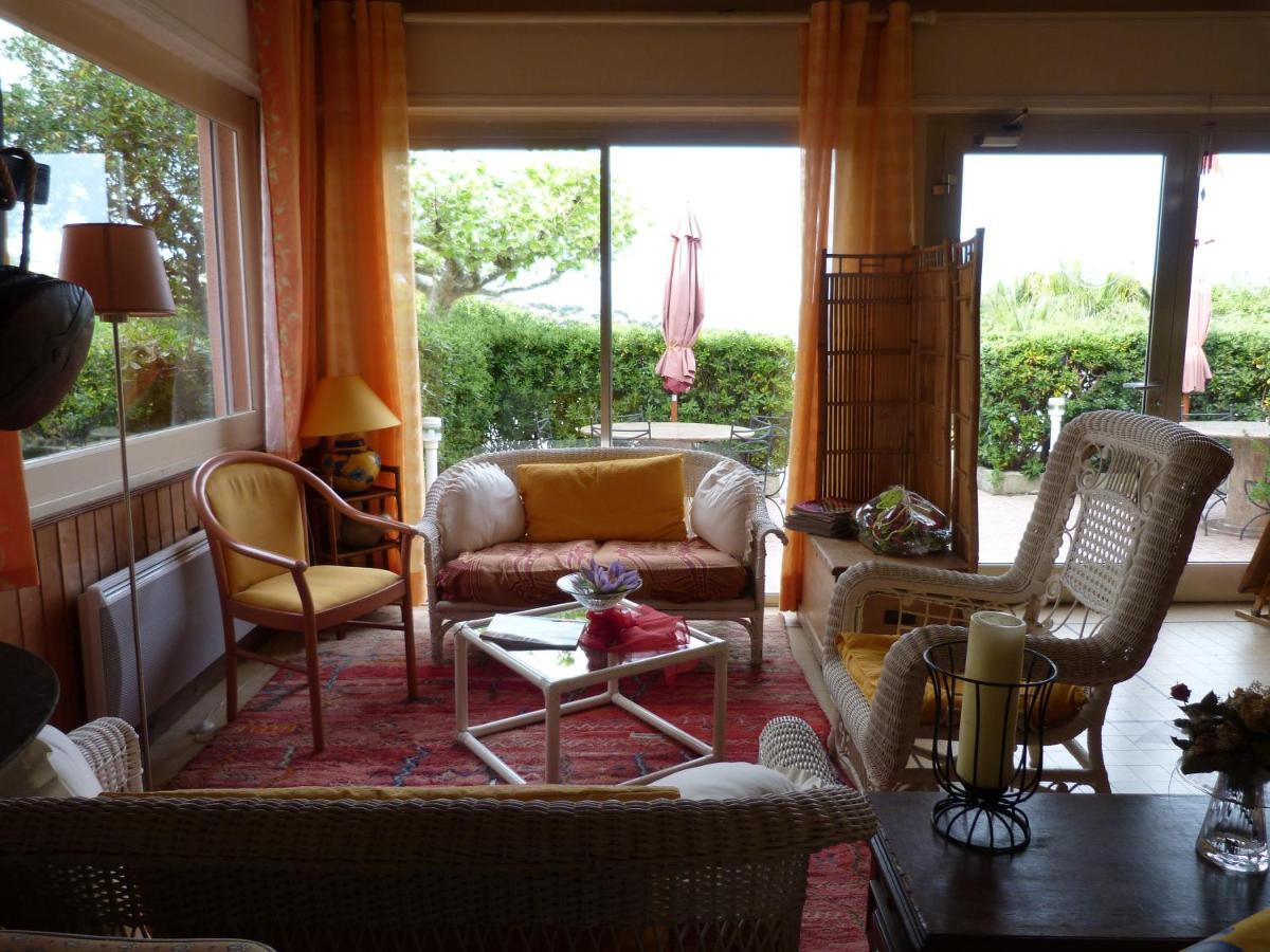 Hotel La Caravelle Fréjus Eksteriør billede